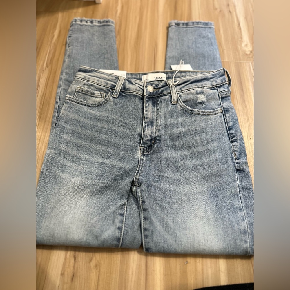 NEW High Rise Skinny Jeans🦋 - Picture 5 of 6